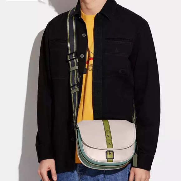 💰SOLD - C8481 - Coach Hitch Crossbody with Trompe L’oeil - Picture 11 of 12